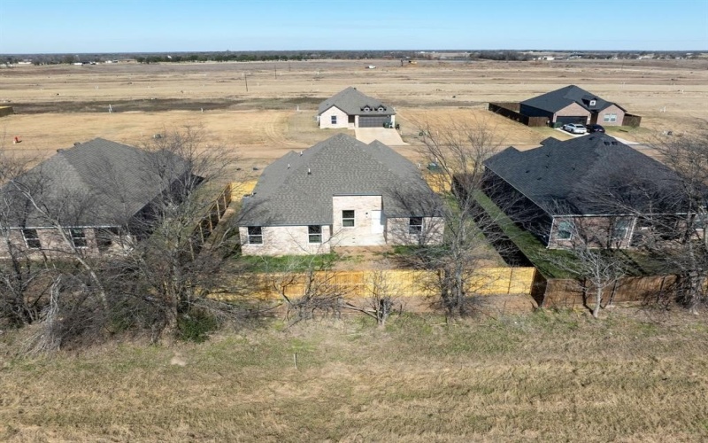 1032 Springview Lane, Mabank, TX 75147, 3 Bedrooms Bedrooms, ,2 BathroomsBathrooms,Residential,For Sale,1032 Springview Lane,0,21157308