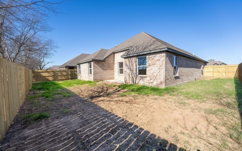 1032 Springview Lane, Mabank, TX 75147, 3 Bedrooms Bedrooms, ,2 BathroomsBathrooms,Residential,For Sale,1032 Springview Lane,0,21157308