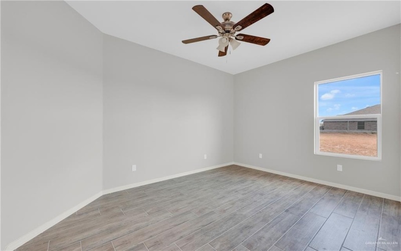 429 Serg Loop, Alamo, TX 78516, 3 Bedrooms Bedrooms, ,2 BathroomsBathrooms,Residential,For Sale,429 Serg Loop,0,492469