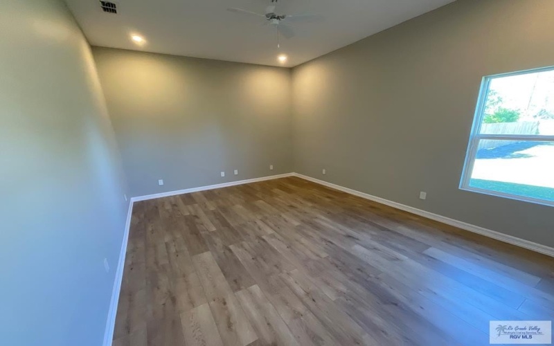 1410 W MONROE AVE., HARLINGEN, TX 78550, 3 Bedrooms Bedrooms, ,2 BathroomsBathrooms,Residential,For Sale,1410 W MONROE AVE.,0,29771426