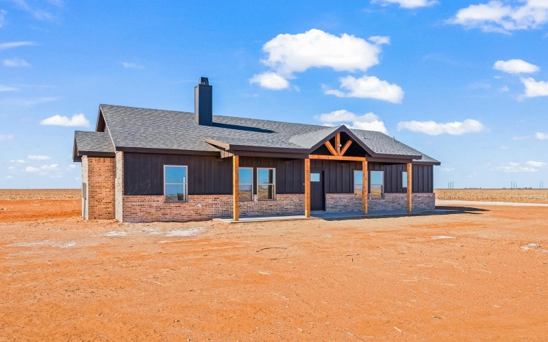 4050 Hawk Road, Ropesville, TX 79358, 3 Bedrooms Bedrooms, ,2 BathroomsBathrooms,Residential,For Sale,4050 Hawk Road,0,202600844