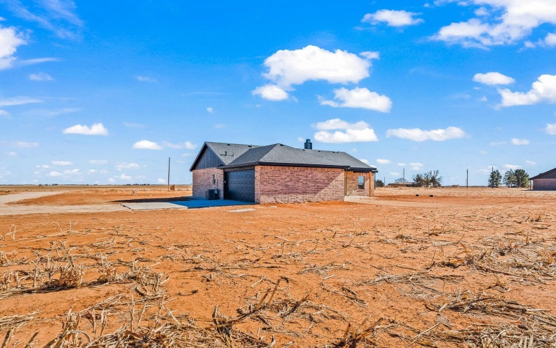 4050 Hawk Road, Ropesville, TX 79358, 3 Bedrooms Bedrooms, ,2 BathroomsBathrooms,Residential,For Sale,4050 Hawk Road,0,202600844