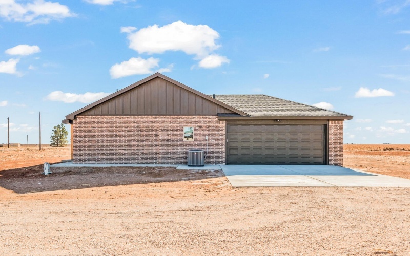 4056 Hawk Road, Ropesville, TX 79358, 3 Bedrooms Bedrooms, ,2 BathroomsBathrooms,Residential,For Sale,4056 Hawk Road,0,202600845