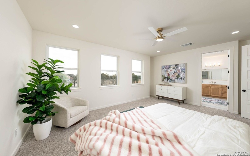 1939 W French Pl, San Antonio, TX 78201, 3 Habitaciones Habitaciones , ,2 BañosBaños,Residential,En Venta,1939 W French Pl,0,1934504