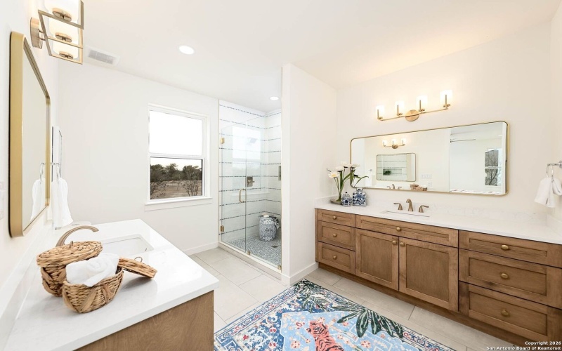 1939 W French Pl, San Antonio, TX 78201, 3 Habitaciones Habitaciones , ,2 BañosBaños,Residential,En Venta,1939 W French Pl,0,1934504