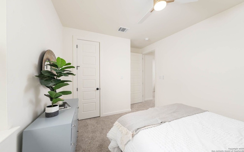 1939 W French Pl, San Antonio, TX 78201, 3 Habitaciones Habitaciones , ,2 BañosBaños,Residential,En Venta,1939 W French Pl,0,1934504