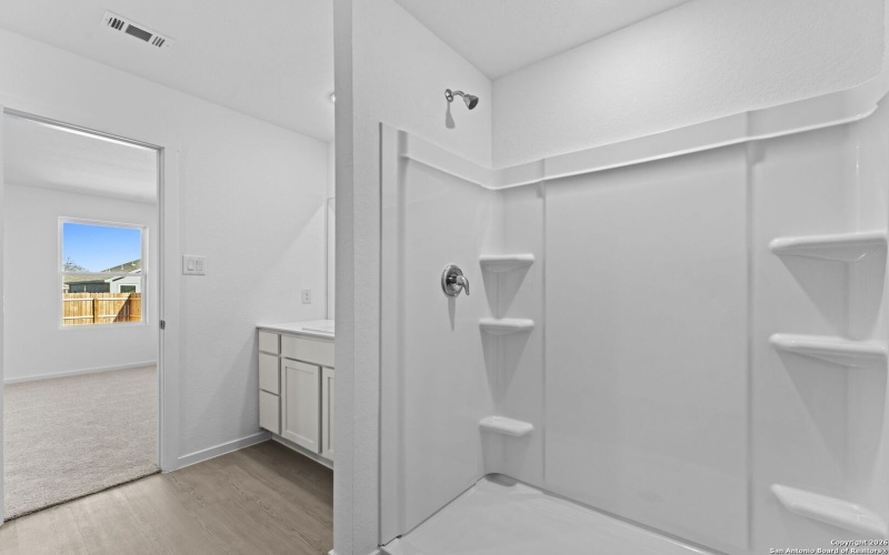 100 Ellendale Place, Fredericksburg, TX 78624, 4 Habitaciones Habitaciones , ,2 BañosBaños,Residential,En Venta,100 Ellendale Place,0,1934669