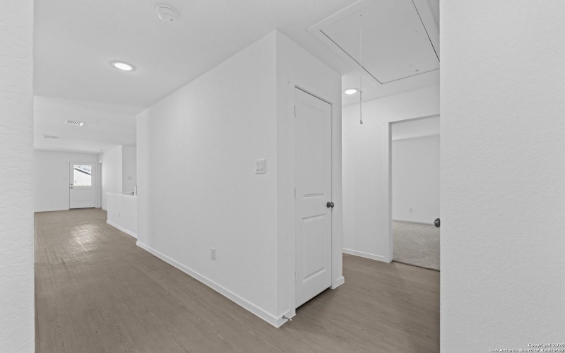 100 Ellendale Place, Fredericksburg, TX 78624, 4 Habitaciones Habitaciones , ,2 BañosBaños,Residential,En Venta,100 Ellendale Place,0,1934669