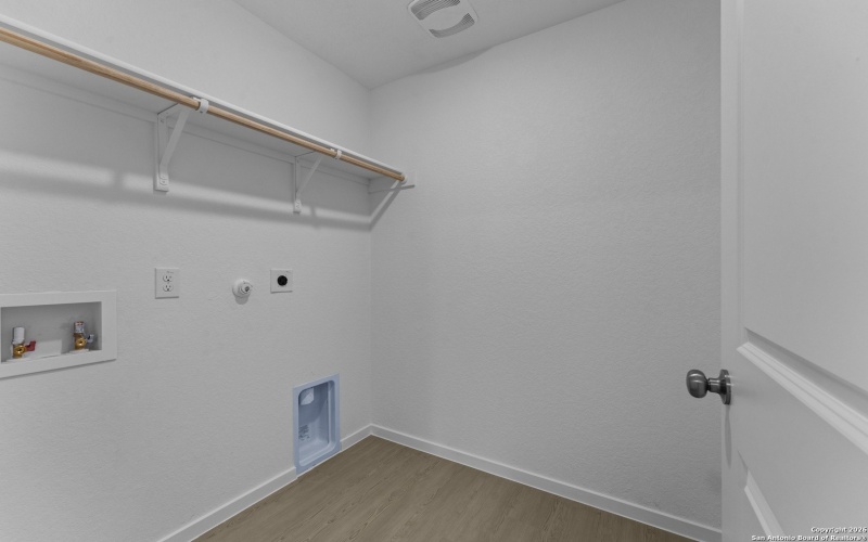 1834 Stonechat, New Braunfels, TX 78130, 4 Bedrooms Bedrooms, ,2 BathroomsBathrooms,Residential,For Sale,1834 Stonechat,0,1934789