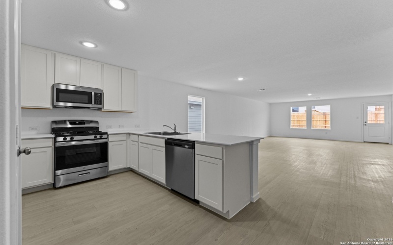 1834 Stonechat, New Braunfels, TX 78130, 4 Bedrooms Bedrooms, ,2 BathroomsBathrooms,Residential,For Sale,1834 Stonechat,0,1934789