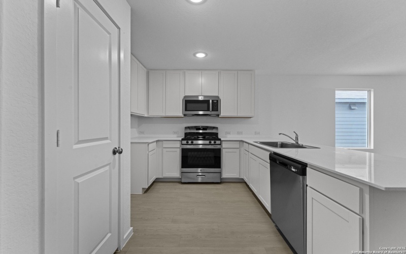 1834 Stonechat, New Braunfels, TX 78130, 4 Bedrooms Bedrooms, ,2 BathroomsBathrooms,Residential,For Sale,1834 Stonechat,0,1934789