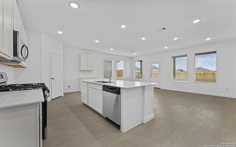 1867 Nuthatch Ridge, New Braunfels, TX 78130, 5 Habitaciones Habitaciones , ,3 BañosBaños,Residential,En Venta,1867 Nuthatch Ridge,0,1934814