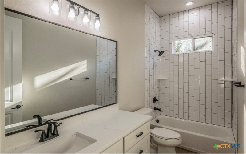 1229 Stallion Springs Drive, Fischer, TX 78623, 4 Bedrooms Bedrooms, ,2 BathroomsBathrooms,Residential,For Sale,1229 Stallion Springs Drive,0,602251