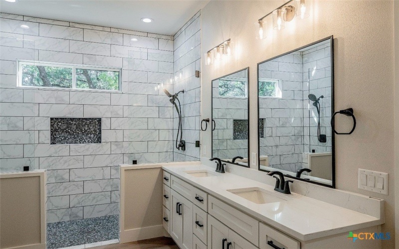 1229 Stallion Springs Drive, Fischer, TX 78623, 4 Bedrooms Bedrooms, ,2 BathroomsBathrooms,Residential,For Sale,1229 Stallion Springs Drive,0,602251