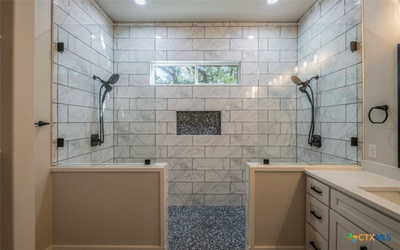 1229 Stallion Springs Drive, Fischer, TX 78623, 4 Bedrooms Bedrooms, ,2 BathroomsBathrooms,Residential,For Sale,1229 Stallion Springs Drive,0,602251