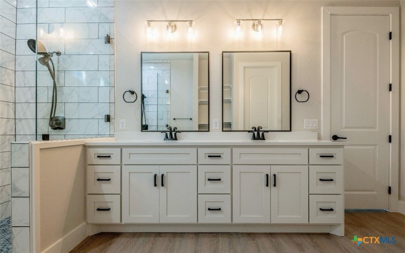 1229 Stallion Springs Drive, Fischer, TX 78623, 4 Bedrooms Bedrooms, ,2 BathroomsBathrooms,Residential,For Sale,1229 Stallion Springs Drive,0,602251