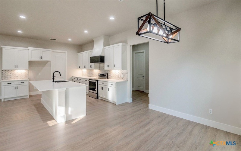 1229 Stallion Springs Drive, Fischer, TX 78623, 4 Bedrooms Bedrooms, ,2 BathroomsBathrooms,Residential,For Sale,1229 Stallion Springs Drive,0,602251