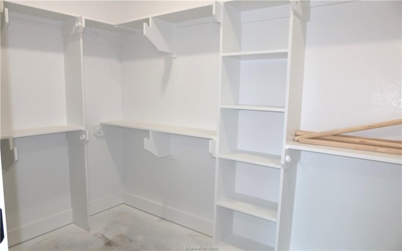 2002 Reagan Court, Bryan, TX 77802, 3 Bedrooms Bedrooms, ,3 BathroomsBathrooms,Residential,For Sale,2002 Reagan Court,0,26000705