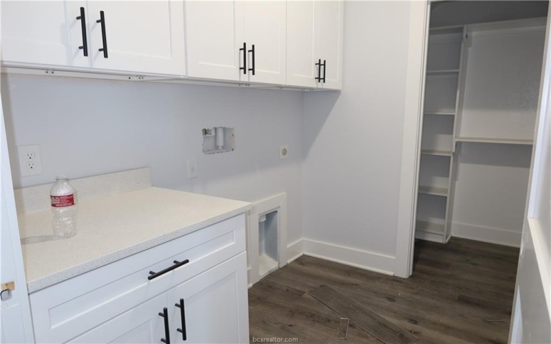 2002 Reagan Court, Bryan, TX 77802, 3 Bedrooms Bedrooms, ,3 BathroomsBathrooms,Residential,For Sale,2002 Reagan Court,0,26000705