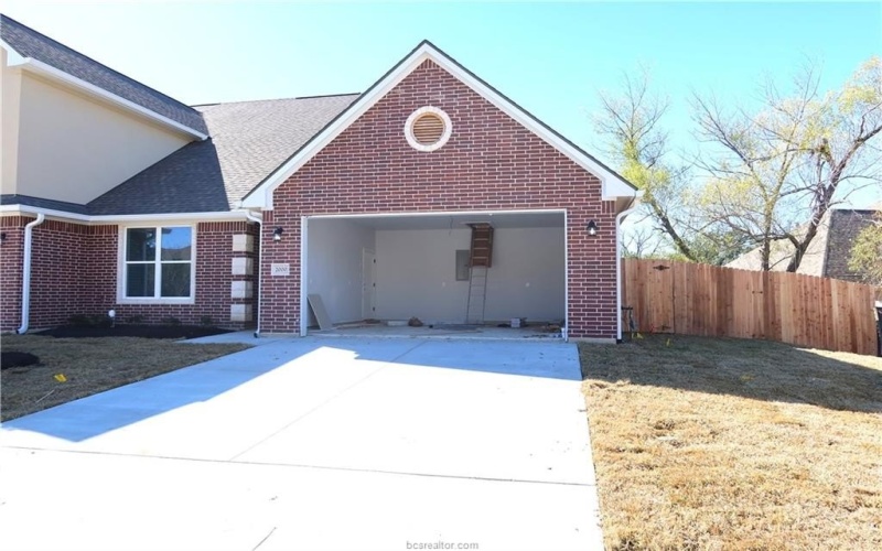 2000 Reagan Court, Bryan, TX 77802, 3 Bedrooms Bedrooms, ,2 BathroomsBathrooms,Residential,For Sale,2000 Reagan Court,0,26000706