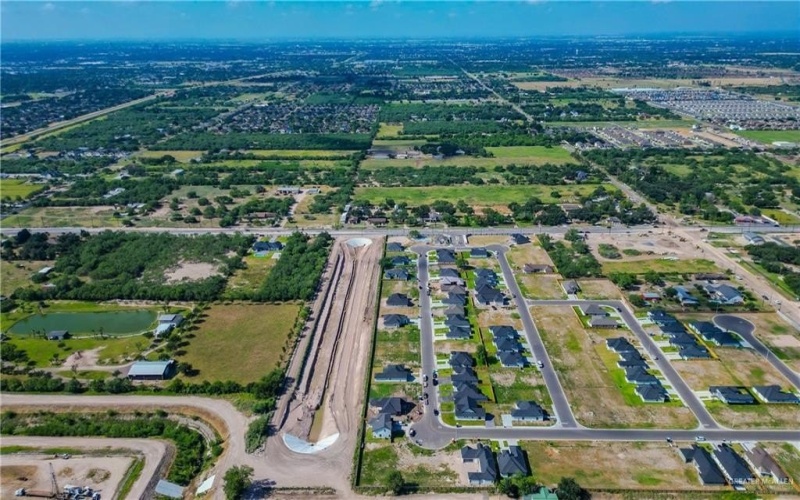 8006 N 48th Lane, McAllen, TX 78504, 4 Bedrooms Bedrooms, ,2 BathroomsBathrooms,Residential,For Sale,8006 N 48th Lane,0,492480