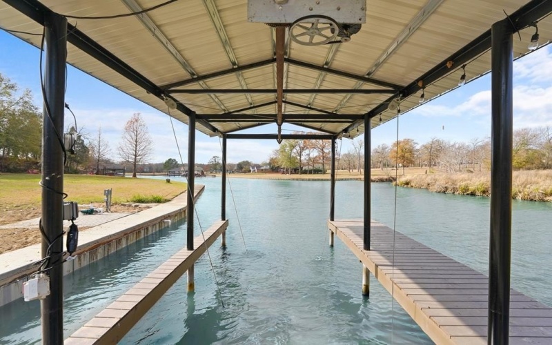 14120 Park Way, Malakoff, TX 75148, 5 Bedrooms Bedrooms, ,3 BathroomsBathrooms,Residential,For Sale,14120 Park Way,0,110198