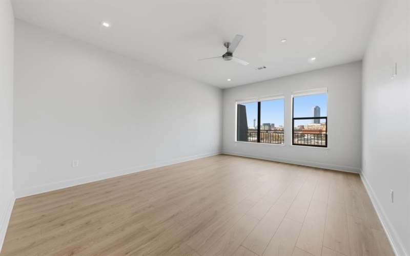 1900 S Ervay Street #608, Dallas, TX 75215, 2 Bedrooms Bedrooms, ,2 BathroomsBathrooms,Residential,For Sale,1900 S Ervay Street,0,21156415