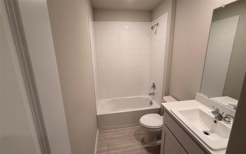 8504 BELTMILL Parkway, Fort Worth, TX 76131, 4 Bedrooms Bedrooms, ,2 BathroomsBathrooms,Residential,For Sale,8504 BELTMILL Parkway,0,21156659