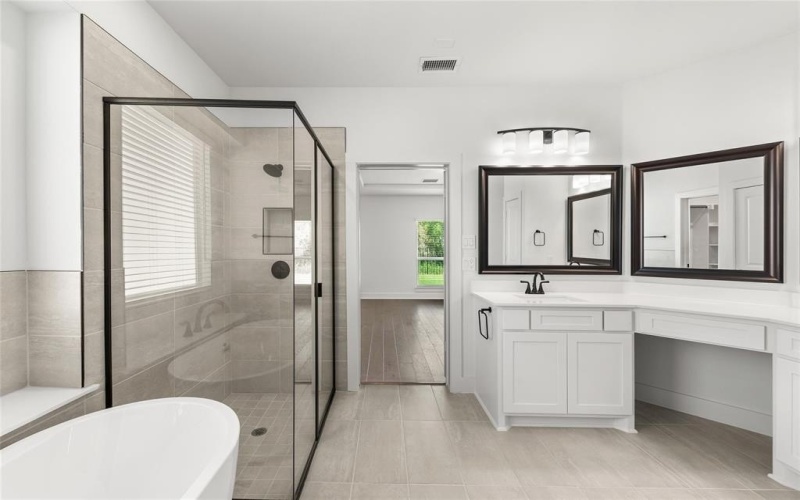 671 Majestic Oak Lane, Waxahachie, TX 75165, 5 Habitaciones Habitaciones , ,3 BañosBaños,Residential,En Venta,671 Majestic Oak Lane,20341140
