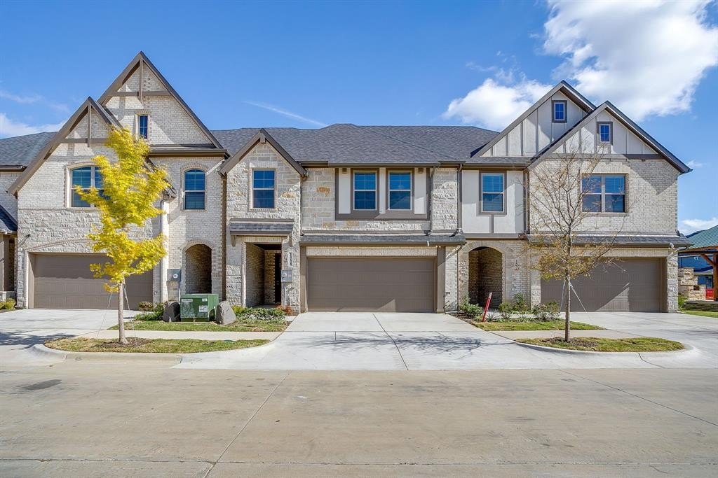 808 Homeplace Circle, Mansfield, TX 76063, 3 Bedrooms Bedrooms, ,2 BathroomsBathrooms,Residential,For Sale,808 Homeplace Circle,0,21157453