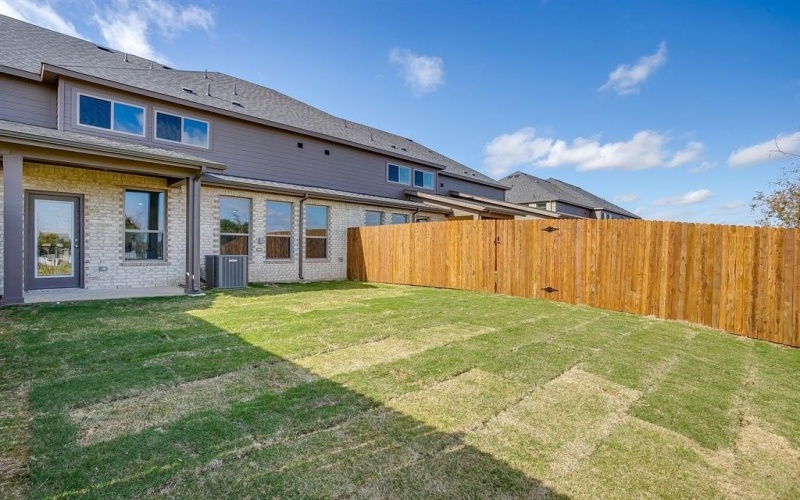 808 Homeplace Circle, Mansfield, TX 76063, 3 Bedrooms Bedrooms, ,2 BathroomsBathrooms,Residential,For Sale,808 Homeplace Circle,0,21157453