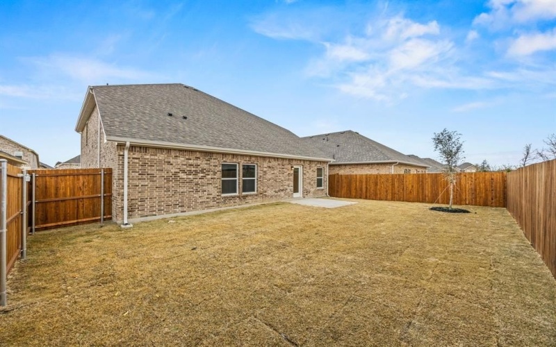 329 Amberville Drive, Red Oak, TX 75154, 4 Bedrooms Bedrooms, ,2 BathroomsBathrooms,Residential,For Sale,329 Amberville Drive,0,21157479