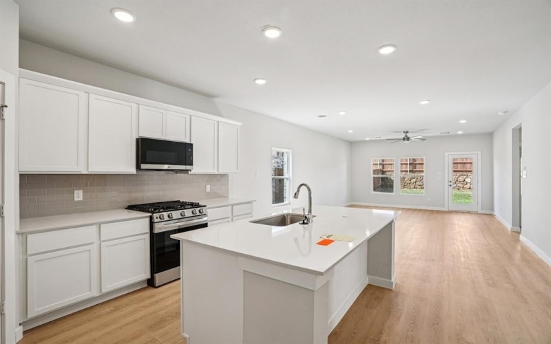 1613 Mahogany Avenue, Alvarado, TX 76009, 3 Habitaciones Habitaciones , ,2 BañosBaños,Residential,En Venta,1613 Mahogany Avenue,0,21157502