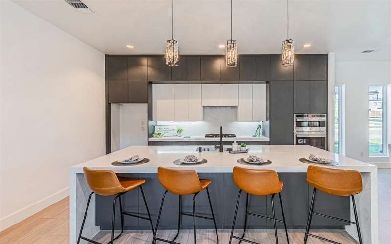 4319 Sylvester Street, Dallas, TX 75219, 3 Bedrooms Bedrooms, ,2 BathroomsBathrooms,Residential,For Sale,4319 Sylvester Street,0,21157512