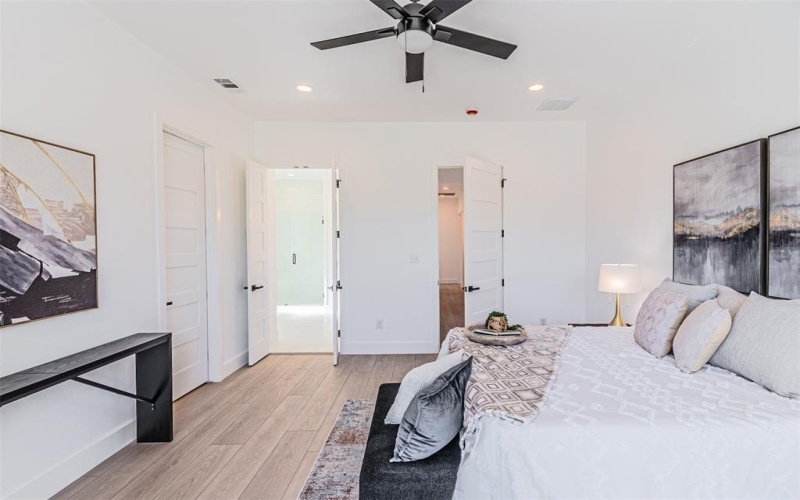 4319 Sylvester Street, Dallas, TX 75219, 3 Bedrooms Bedrooms, ,2 BathroomsBathrooms,Residential,For Sale,4319 Sylvester Street,0,21157512