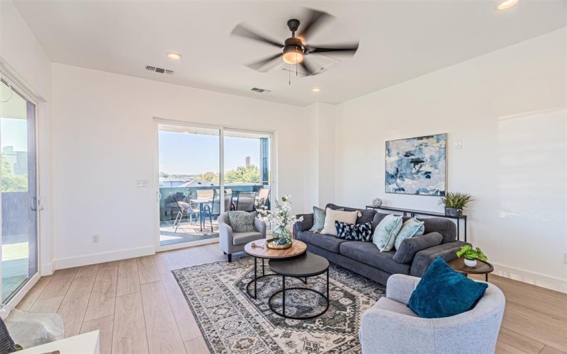 4319 Sylvester Street, Dallas, TX 75219, 3 Bedrooms Bedrooms, ,2 BathroomsBathrooms,Residential,For Sale,4319 Sylvester Street,0,21157512