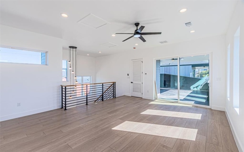 4309 SYLVESTER Street, Dallas, TX 75219, 4 Habitaciones Habitaciones , ,3 BañosBaños,Residential,En Venta,4309 SYLVESTER Street,0,21157567