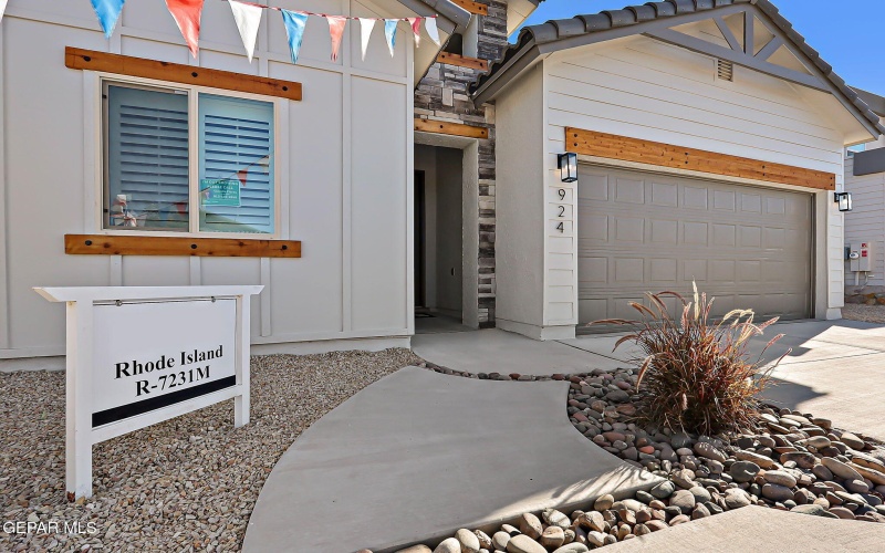 924 Nayland Place, El Paso, TX 79928, 3 Bedrooms Bedrooms, ,1 BathroomBathrooms,Residential,For Sale,924 Nayland Place,0,917387