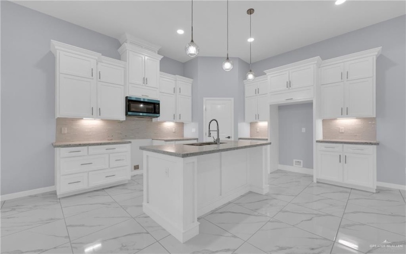 1200 E Acacia Drive, San Juan, TX 78589, 3 Habitaciones Habitaciones , ,2 BañosBaños,Residential,En Venta,1200 E Acacia Drive,0,492543