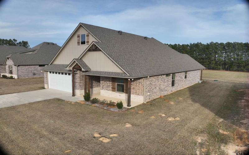 15055 High Country Acres Lane, Tyler, TX 75706, 3 Bedrooms Bedrooms, ,2 BathroomsBathrooms,Residential,For Sale,15055 High Country Acres Lane,0,26000925