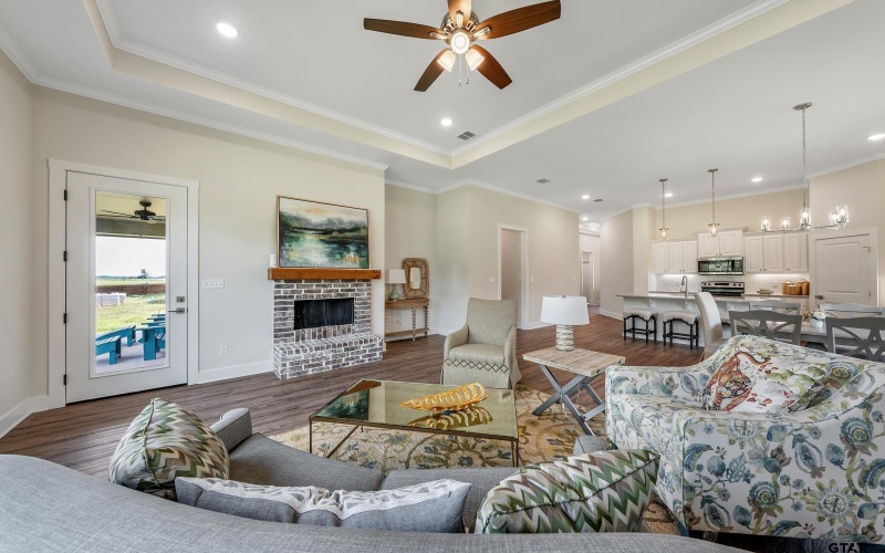 15055 High Country Acres Lane, Tyler, TX 75706, 3 Bedrooms Bedrooms, ,2 BathroomsBathrooms,Residential,For Sale,15055 High Country Acres Lane,0,26000925