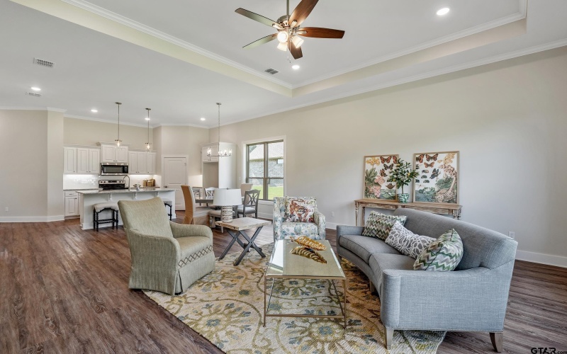 15055 High Country Acres Lane, Tyler, TX 75706, 3 Bedrooms Bedrooms, ,2 BathroomsBathrooms,Residential,For Sale,15055 High Country Acres Lane,0,26000925