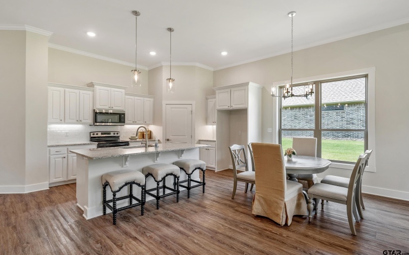 15055 High Country Acres Lane, Tyler, TX 75706, 3 Bedrooms Bedrooms, ,2 BathroomsBathrooms,Residential,For Sale,15055 High Country Acres Lane,0,26000925