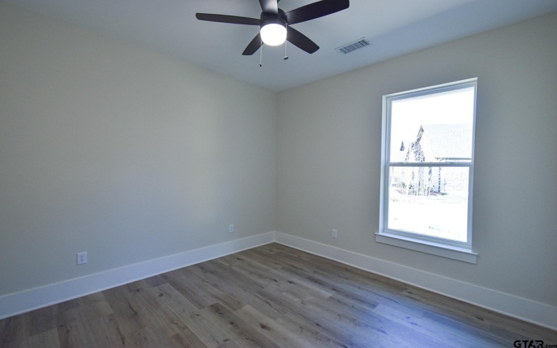 21043 Patriot Circle, Tyler, TX 75703, 4 Bedrooms Bedrooms, ,3 BathroomsBathrooms,Residential,For Sale,21043 Patriot Circle,0,26000945