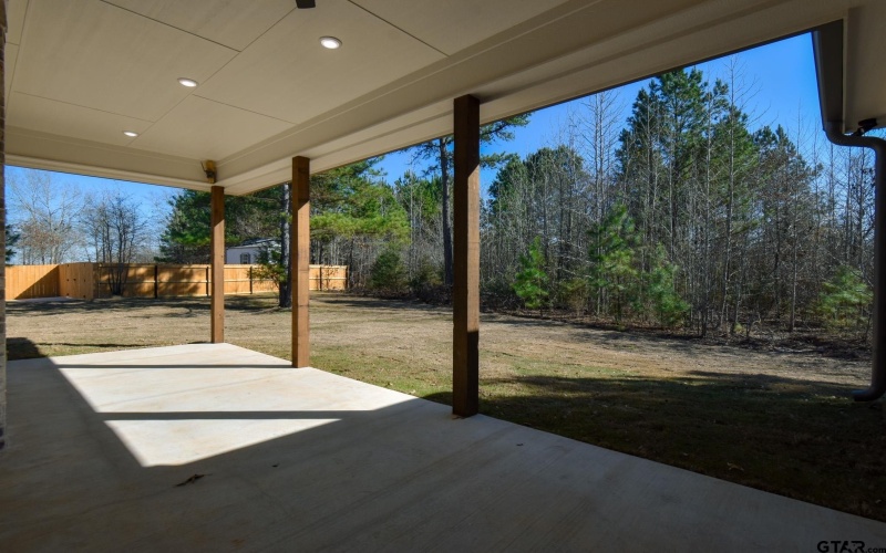 21043 Patriot Circle, Tyler, TX 75703, 4 Bedrooms Bedrooms, ,3 BathroomsBathrooms,Residential,For Sale,21043 Patriot Circle,0,26000945