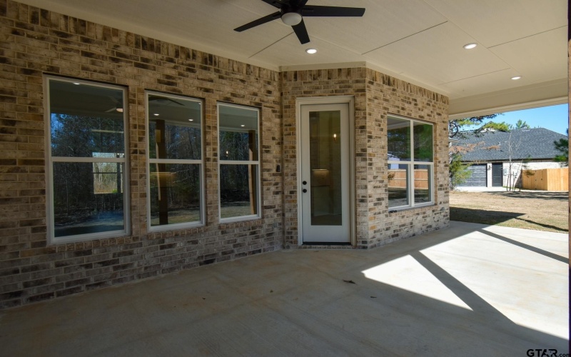 21043 Patriot Circle, Tyler, TX 75703, 4 Bedrooms Bedrooms, ,3 BathroomsBathrooms,Residential,For Sale,21043 Patriot Circle,0,26000945