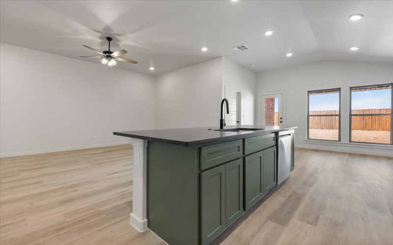 14002 Gary Avenue, Lubbock, TX 79423, 3 Bedrooms Bedrooms, ,2 BathroomsBathrooms,Residential,For Sale,14002 Gary Avenue,0,202600851