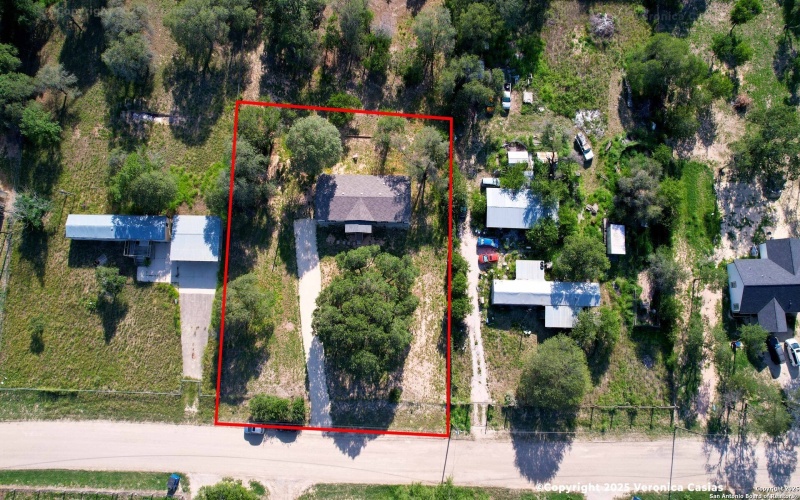 336 County Rd 6846, Lytle, TX 78052, 3 Bedrooms Bedrooms, ,2 BathroomsBathrooms,Residential,For Sale,336 County Rd 6846,0,1934867