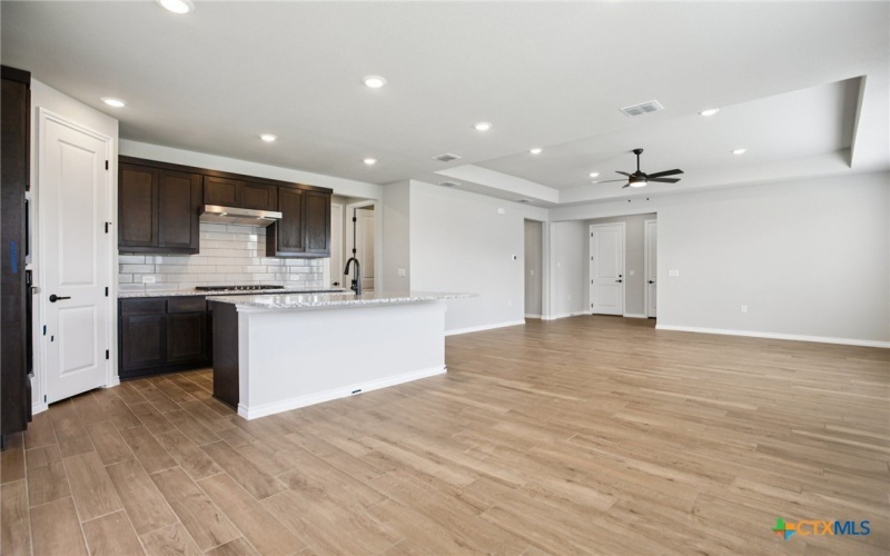 118 Antoinette Way unit: 102 #102, San Marcos, TX 78666, 2 Habitaciones Habitaciones , ,2 BañosBaños,Residential,En Venta,118 Antoinette Way unit: 102,0,577579