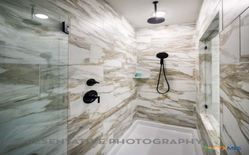 1715 Seekat Drive, New Braunfels, TX 78132, 4 Bedrooms Bedrooms, ,3 BathroomsBathrooms,Residential,For Sale,1715 Seekat Drive,0,602248